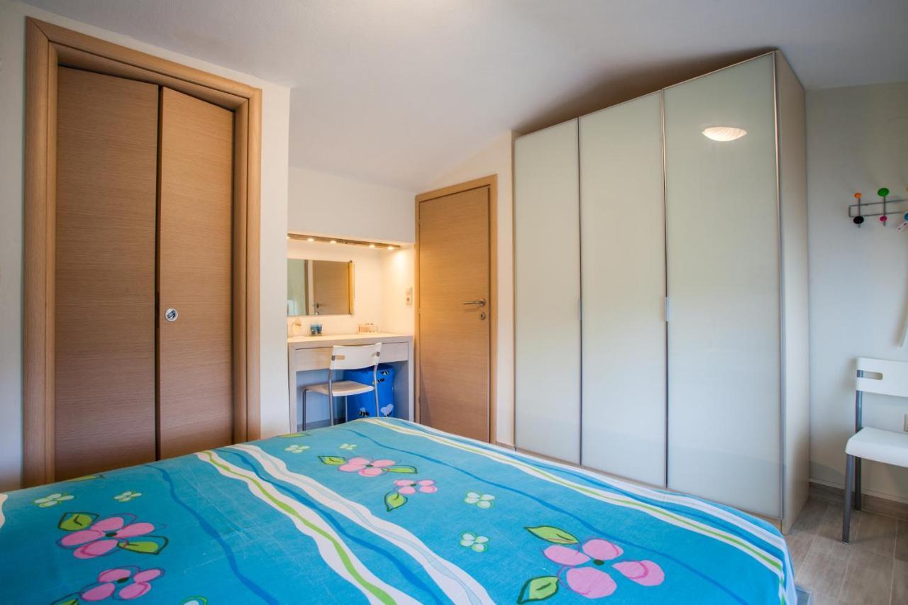 #Flh - Amalthia & Αthena Beachfront Houses In Pefkohori المظهر الخارجي الصورة