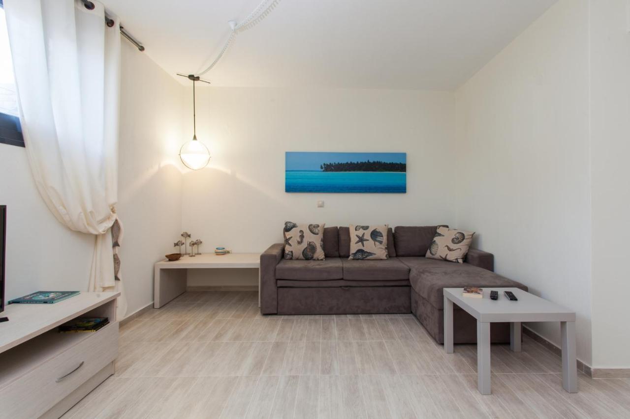 #Flh - Amalthia & Αthena Beachfront Houses In Pefkohori المظهر الخارجي الصورة
